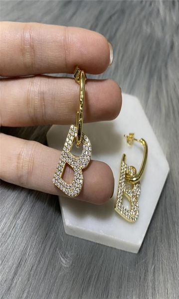 designer letters charm earring women rhinestone diamond stud hip hop style gold earrings ladies hollow out letter studs7471263, Golden
designer letters charm earring women rhinestone diamond stud hip hop style gold earrings ladies hollow out letter studs7471263, Golden