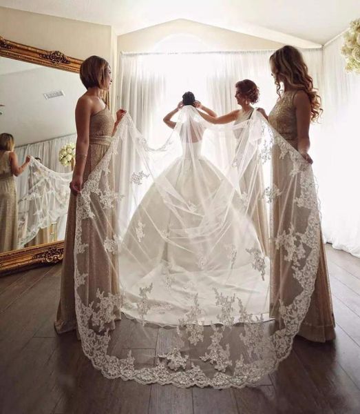 wedding veils with shinning beads sequins cathedral bridal veils comb 1 tiers lace appliqued chapel cathedral bridal veils8652762, Black
wedding veils with shinning beads sequins cathedral bridal veils comb 1 tiers lace appliqued chapel cathedral bridal veils8652762, Black