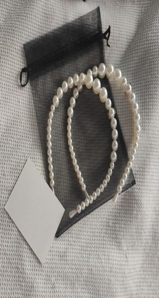 fashion accessories headbands c pearl party with paper card and mesh bag5395739, Silver
fashion accessories headbands c pearl party with paper card and mesh bag5395739, Silver