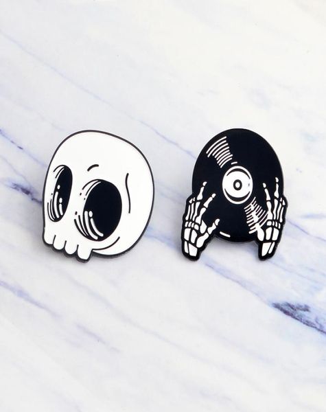 skull record hand bone enamel combination special cartoon brooch creative lapels denim coat badge gift pins3357016, Gray
skull record hand bone enamel combination special cartoon brooch creative lapels denim coat badge gift pins3357016, Gray