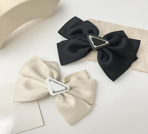 fashion designer triangle lovely girls hair clips accessory hair bows flower clip letter girl clippers woman p0745275409, Golden;silver
fashion designer triangle lovely girls hair clips accessory hair bows flower clip letter girl clippers woman p0745275409, Golden;silver