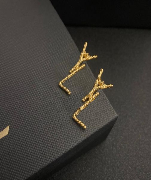 new style charm designer earrings love ear stud designers 18k gold plated geometry letters earring classical women wedding party j4344364, Golden;silver
new style charm designer earrings love ear stud designers 18k gold plated geometry letters earring classical women wedding party j4344364, Golden;silver