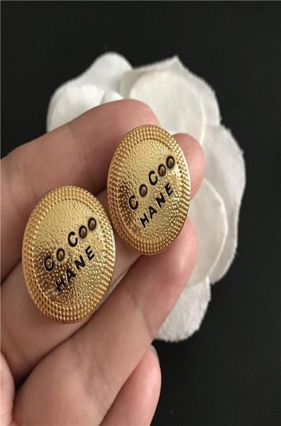 xiangjia vintage subtitle diyou 925 silver needle fashion trend women039s earringsk3947615, Golden
xiangjia vintage subtitle diyou 925 silver needle fashion trend women039s earringsk3947615, Golden