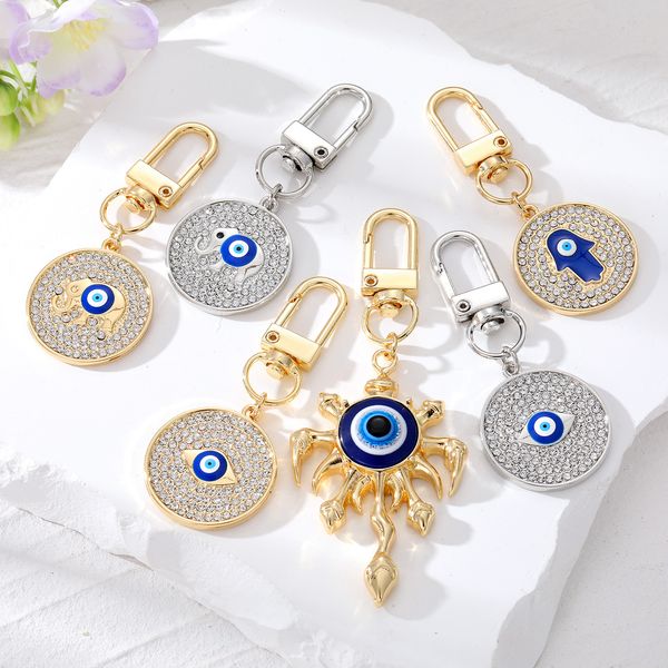 creative flame devil's eye keychain pendant alloy full diamond geometric turkish blue evil eye keychains jewelry gift accessories, Silver
creative flame devil's eye keychain pendant alloy full diamond geometric turkish blue evil eye keychains jewelry gift accessories, Silver