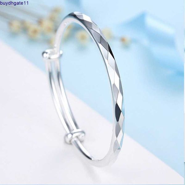 2023 new fashion accessories s999 sterling silver full sky star round belly bracelet personalized solid small jewelry for girls
2023 new fashion accessories s999 sterling silver full sky star round belly bracelet personalized solid small jewelry for girls