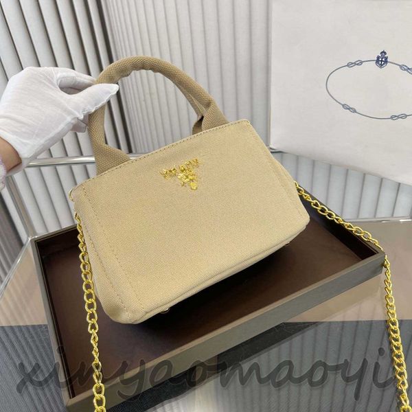 luxury minimalist bag handbag shoulder bag designer underarm bag shoulder bag crossbody bag solid color bag classic logo casual fashion v104
luxury minimalist bag handbag shoulder bag designer underarm bag shoulder bag crossbody bag solid color bag classic logo casual fashion v104