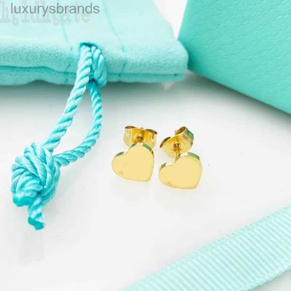 small size luxury earring love plated silver gold earrings jewelry hearts shape ohrringe polished classic cute designer letter stud earring, Golden;silver
small size luxury earring love plated silver gold earrings jewelry hearts shape ohrringe polished classic cute designer letter stud earring, Golden;silver