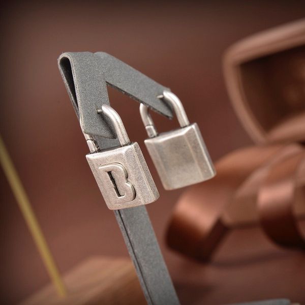 2023 various luxury letter b stud women designer europe america style geometric studs fashion balencaigaies couple earrings mb1e, Golden;silver
2023 various luxury letter b stud women designer europe america style geometric studs fashion balencaigaies couple earrings mb1e, Golden;silver