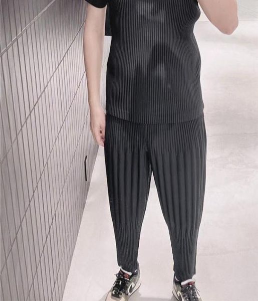 men039s pants miyake homme plisse issey pleated fabric fashion casual men39s and women39s knickerbockers pencil4926975, Black
men039s pants miyake homme plisse issey pleated fabric fashion casual men39s and women39s knickerbockers pencil4926975, Black
