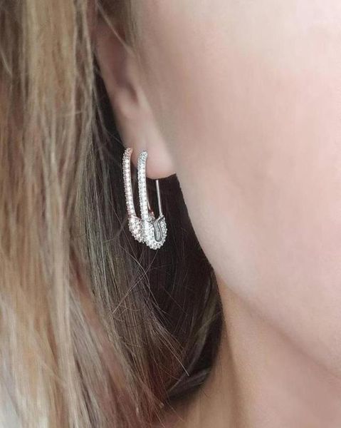 2021 arrived gold filled paperclip safety pin earring studs full micro pave cz sparking bling european unique jewelry12288532, Golden;silver
2021 arrived gold filled paperclip safety pin earring studs full micro pave cz sparking bling european unique jewelry12288532, Golden;silver