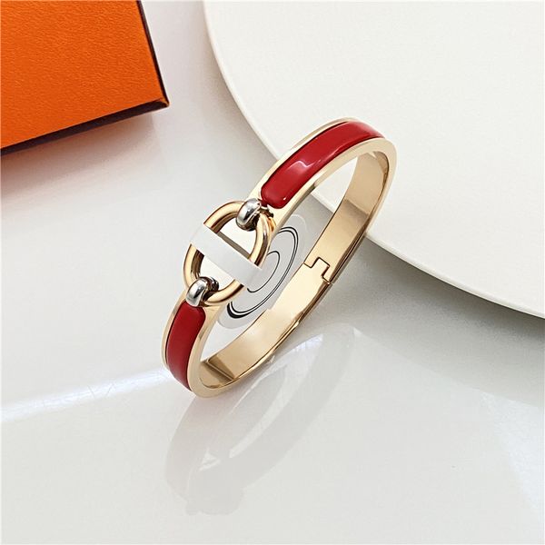 red enamel pig nose bangle 2023 men and women love bangle titanium multi-color bracelets can choosejewelry 18k gold-plated valentine's, Black
red enamel pig nose bangle 2023 men and women love bangle titanium multi-color bracelets can choosejewelry 18k gold-plated valentine's, Black