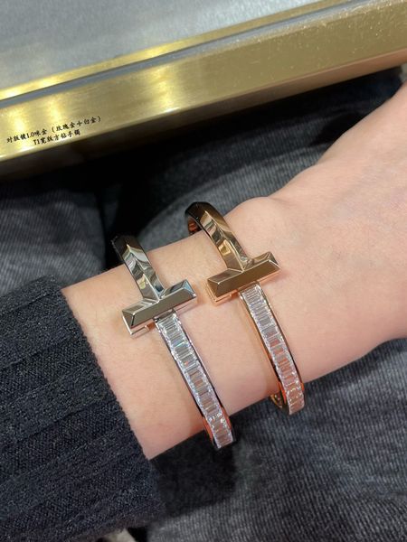 wide double t bracelet designer bracelets for women european and american shiny with diamonds rose gold valentine's jewelry men simple, Black
wide double t bracelet designer bracelets for women european and american shiny with diamonds rose gold valentine's jewelry men simple, Black