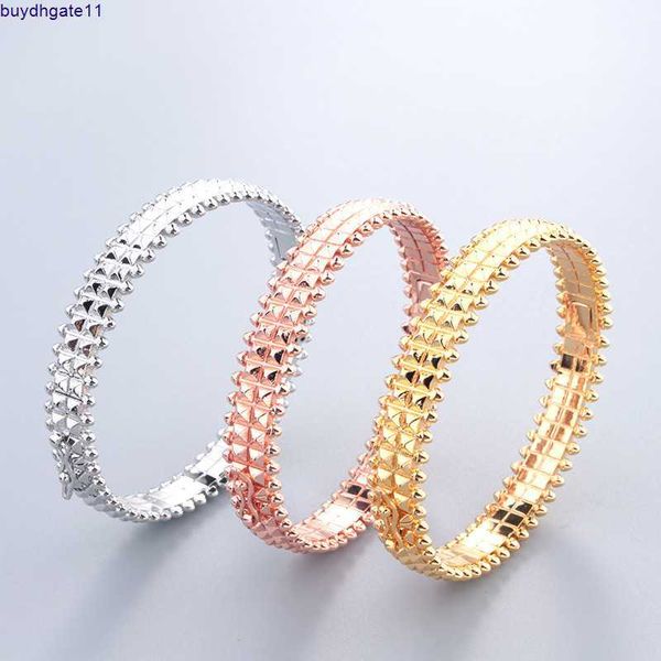 2023 new fashion accessories double row diamond ins style women's bracelet ring smooth set live jewelry, Silver
2023 new fashion accessories double row diamond ins style women's bracelet ring smooth set live jewelry, Silver