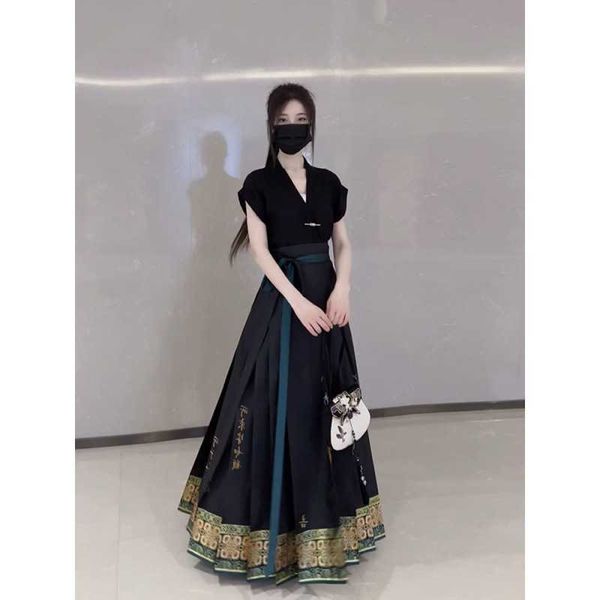 summer thin new chinese national style women's clothing song national style han style mamianqun daily skirt suit, Black;red
summer thin new chinese national style women's clothing song national style han style mamianqun daily skirt suit, Black;red