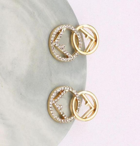women brand earrings designers ear stud 18k gold plated crystal geometry earring for wedding party jewerlry accessorie8756747, Golden;silver
women brand earrings designers ear stud 18k gold plated crystal geometry earring for wedding party jewerlry accessorie8756747, Golden;silver