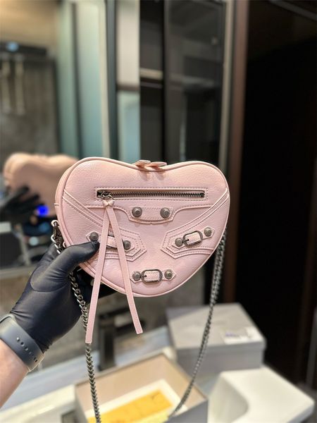 leather chain bag designer bag luxury clutch chain crossbody bag classic women's shoulder bag underarm bag mini love motorcycle bag siz
leather chain bag designer bag luxury clutch chain crossbody bag classic women's shoulder bag underarm bag mini love motorcycle bag siz