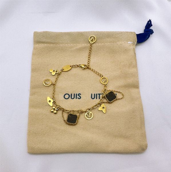 classics designer bracelet women chain brand non fade bracelet correct high gold plating quality love jewelry chain bracelet jewelry, Black
classics designer bracelet women chain brand non fade bracelet correct high gold plating quality love jewelry chain bracelet jewelry, Black