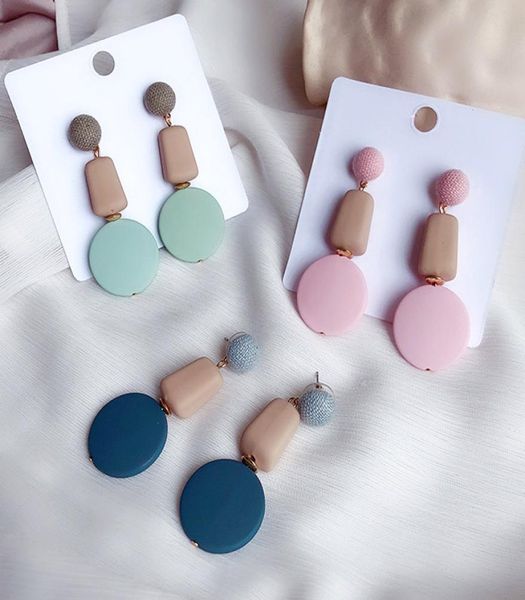acrylic long pendant earrings women hit color round earrings net red exaggerated temperament ear jewelry2824529, Silver
acrylic long pendant earrings women hit color round earrings net red exaggerated temperament ear jewelry2824529, Silver