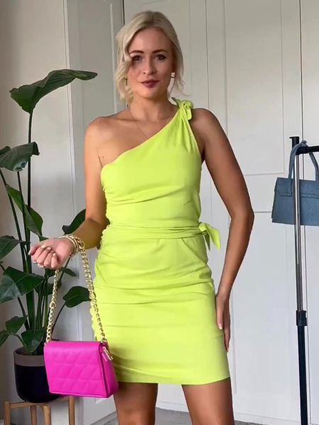 basic casual dresses chic solid women s asymmetric necked mini dress slim fit oblique shoulder sleeveless 2023 fashion lady party vestidos 2, Black;gray
basic casual dresses chic solid women s asymmetric necked mini dress slim fit oblique shoulder sleeveless 2023 fashion lady party vestidos 2, Black;gray