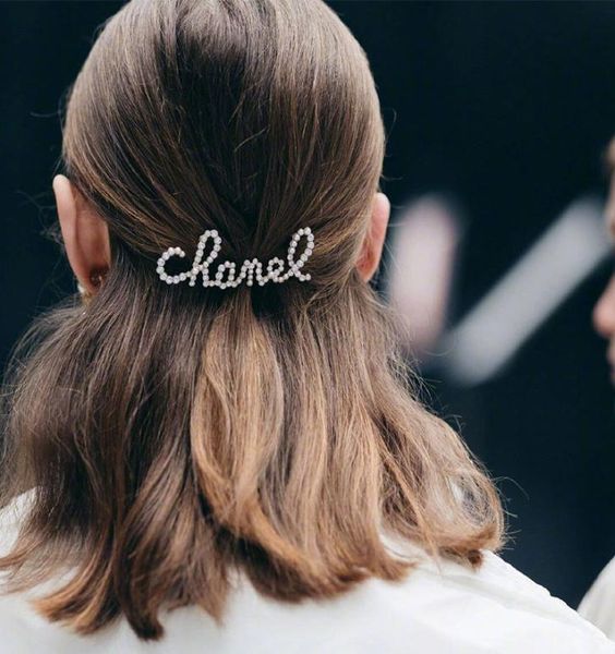 women full rhinestone letter hair clip bling bling letter girl barrettes fashion hair accessories for gift party9066132, Golden;silver
women full rhinestone letter hair clip bling bling letter girl barrettes fashion hair accessories for gift party9066132, Golden;silver