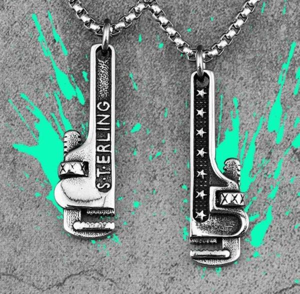 chains pipe wrench tools stainless steel men necklaces pendants chain trendy punk for boyfriend male jewelry creativity gift whole2893586, Silver
chains pipe wrench tools stainless steel men necklaces pendants chain trendy punk for boyfriend male jewelry creativity gift whole2893586, Silver