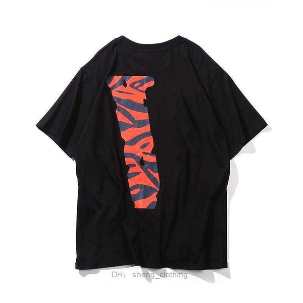 v lone designer large big reflective v friends men women t shirts casual smoke angel loose lovers short sleeve 34 kjjd, White;black
v lone designer large big reflective v friends men women t shirts casual smoke angel loose lovers short sleeve 34 kjjd, White;black