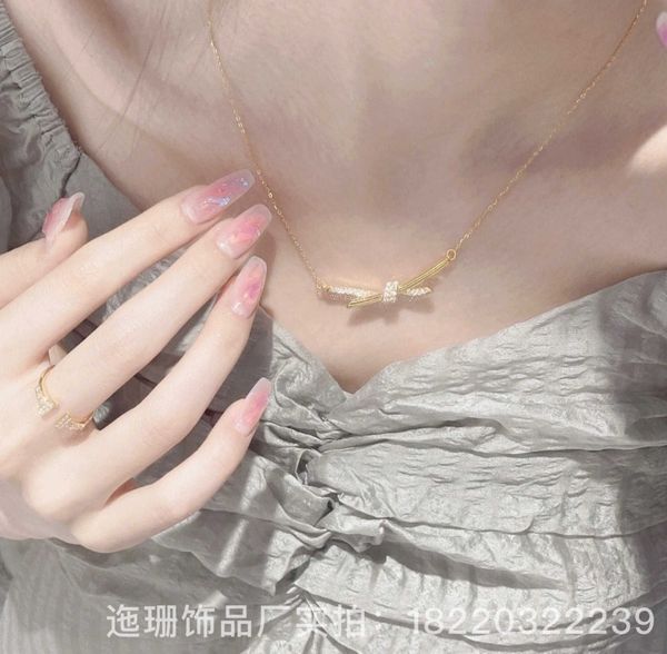 designer new yang mi sun yizhen same style tiffay knot necklace titanium steel bathing colorless simple and collar chain, Silver
designer new yang mi sun yizhen same style tiffay knot necklace titanium steel bathing colorless simple and collar chain, Silver