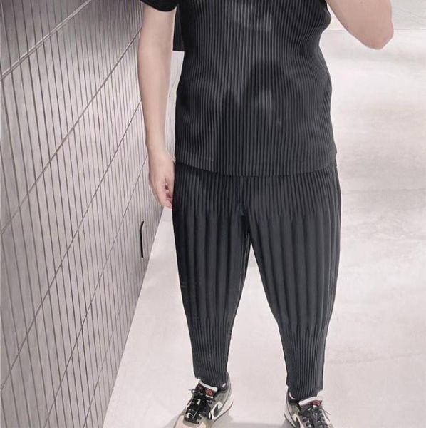 men039s pants miyake homme plisse issey pleated fabric fashion casual men39s and women39s knickerbockers pencil6090165, Black
men039s pants miyake homme plisse issey pleated fabric fashion casual men39s and women39s knickerbockers pencil6090165, Black