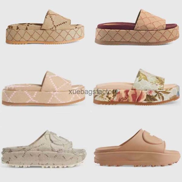 woman designer slippers fashion sandals beach thick bottom slipper luxury platform alphabet lady leather flat slides, Black
woman designer slippers fashion sandals beach thick bottom slipper luxury platform alphabet lady leather flat slides, Black