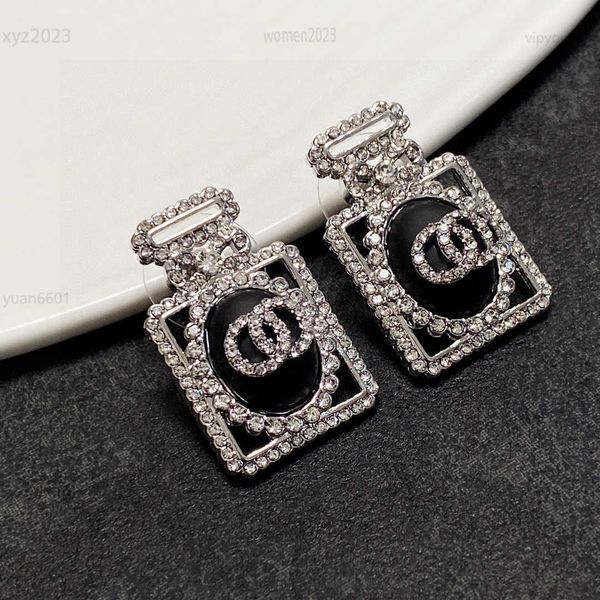 women designer fashion earrings jewelry diamond inlaid hollow bottle shape ear pendants including box gift choice, Golden;silver
women designer fashion earrings jewelry diamond inlaid hollow bottle shape ear pendants including box gift choice, Golden;silver
