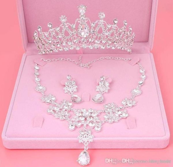 engagement women jewelry set noble shiny crown tiara necklace earrings wedding bridal jewelry custome decoration accessor7406089, Silver
engagement women jewelry set noble shiny crown tiara necklace earrings wedding bridal jewelry custome decoration accessor7406089, Silver