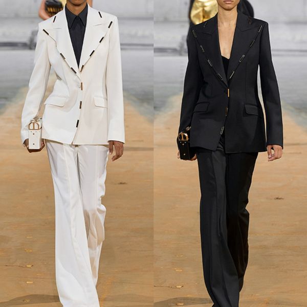 high-quality office lady runway style suits metal decoration blazer and flare pants, White;black
high-quality office lady runway style suits metal decoration blazer and flare pants, White;black