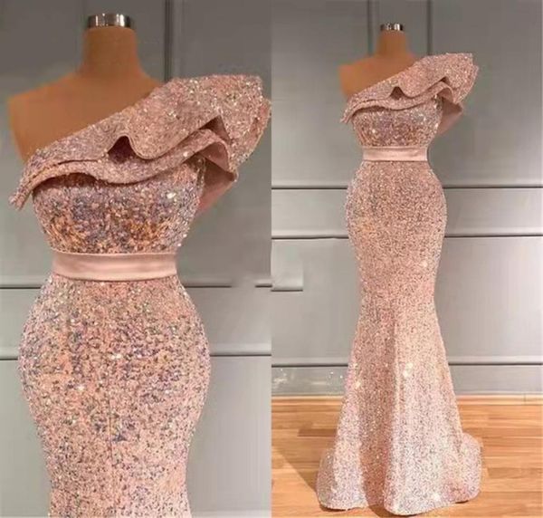 charming satin dark green mermaid evening dress with gold lace appliques pearls beads one shoulder pleats long formal occasion gow8916677, Black;red
charming satin dark green mermaid evening dress with gold lace appliques pearls beads one shoulder pleats long formal occasion gow8916677, Black;red