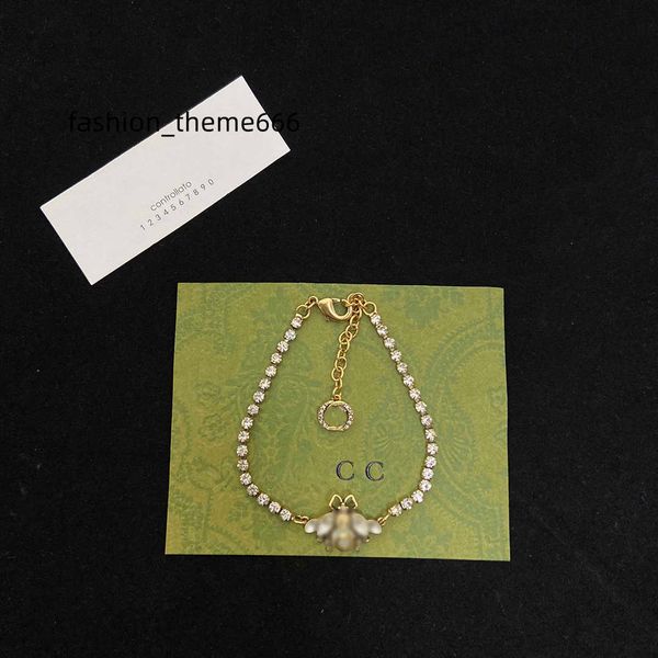 charm bracelets designer bracelet luxury bracelets letter charm bracelet men honeybees bracelets fashion trend women classic jewelry nice, Golden;silver
charm bracelets designer bracelet luxury bracelets letter charm bracelet men honeybees bracelets fashion trend women classic jewelry nice, Golden;silver