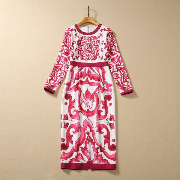 european and american women's dress 2023 summer new style round neck long sleeve red court print slim dress, Black;gray
european and american women's dress 2023 summer new style round neck long sleeve red court print slim dress, Black;gray