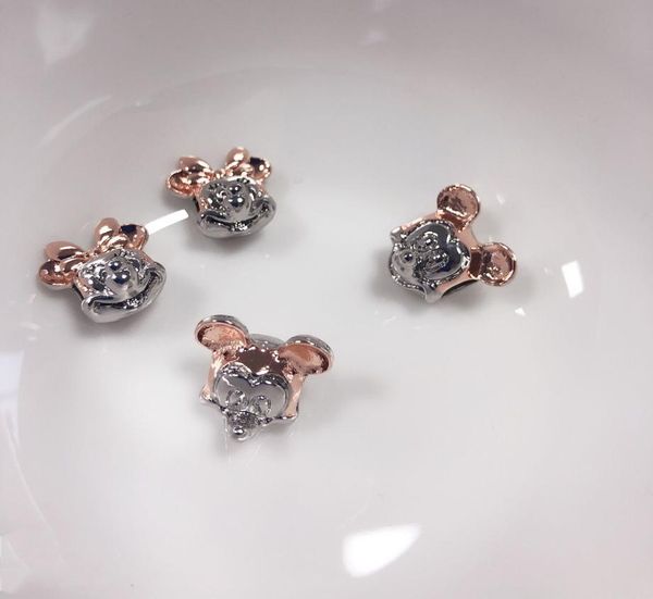 unique alloy charm bead half rose gold plated fashion women jewelry stunning design european style for diy bracelet necklace2736024, Bronze;silver
unique alloy charm bead half rose gold plated fashion women jewelry stunning design european style for diy bracelet necklace2736024, Bronze;silver