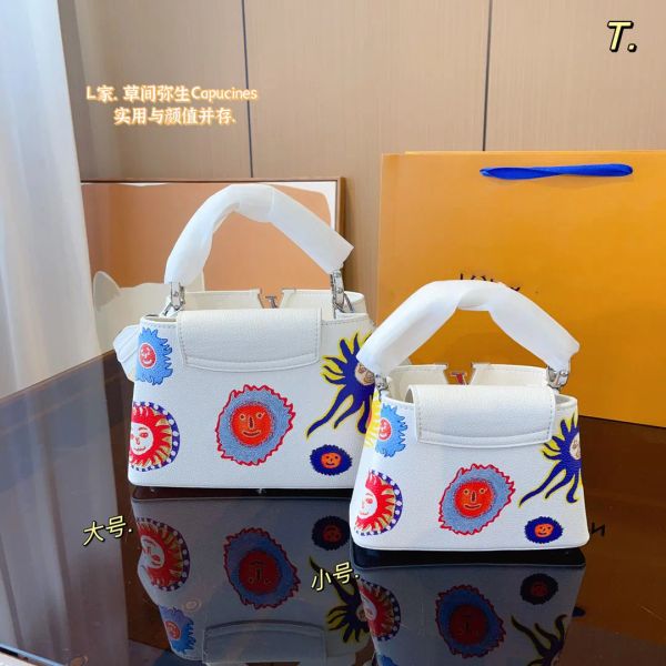 2023 new designer one shoulder bag leather print luxury handbag women purse crossbody bag fashion versatile
2023 new designer one shoulder bag leather print luxury handbag women purse crossbody bag fashion versatile