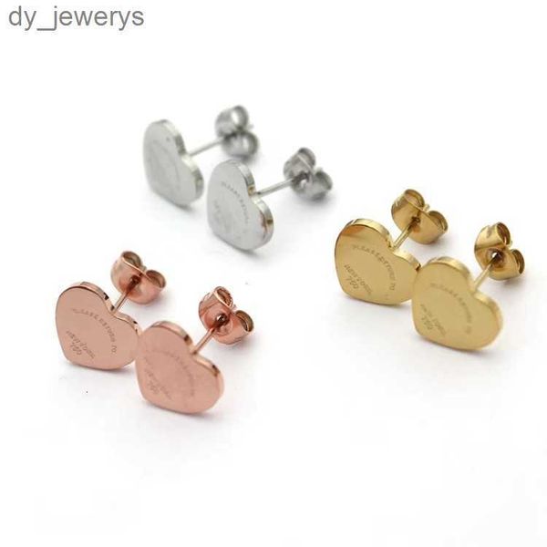 never fade designer branded t c heart stud 316l stainless steel 18k gold silver rose women letter engrave love earrings girls wedding jewelr, Golden;silver
never fade designer branded t c heart stud 316l stainless steel 18k gold silver rose women letter engrave love earrings girls wedding jewelr, Golden;silver