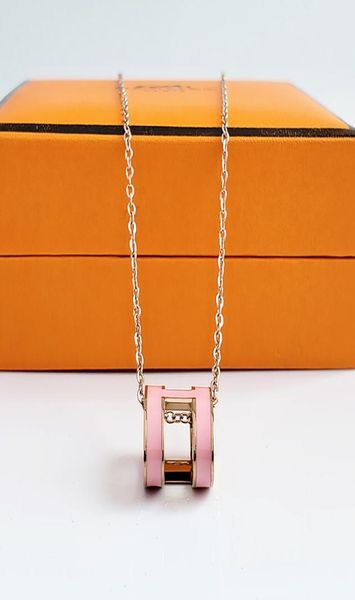 new luxury designer design rose gold letters women039s pendant necklace4474661, Silver
new luxury designer design rose gold letters women039s pendant necklace4474661, Silver