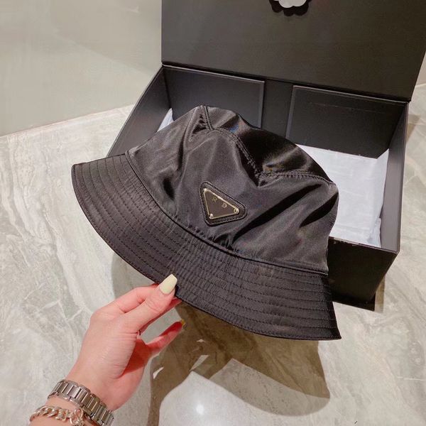 2023 classic denim style bucket hat designers hats luxury sunshade men and women elegant charm fashion trend casual four seasons gift summer, Blue;gray
2023 classic denim style bucket hat designers hats luxury sunshade men and women elegant charm fashion trend casual four seasons gift summer, Blue;gray