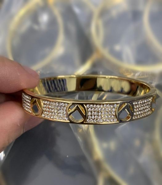 fashion full diamond bangle designer bracelet for mens women gold bracelets jewelry gifts luxury love bracelets wedding box3852957, Black
fashion full diamond bangle designer bracelet for mens women gold bracelets jewelry gifts luxury love bracelets wedding box3852957, Black