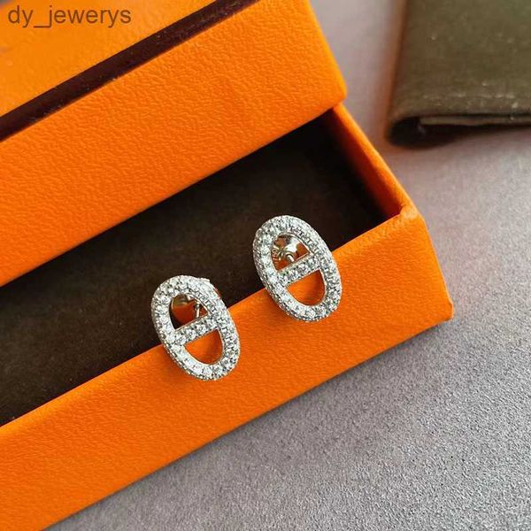 luxury h brand classic stud earrings with shining crystal diamond charm fashion engagement ear rings designer earring lady wedding jewelry, Golden;silver
luxury h brand classic stud earrings with shining crystal diamond charm fashion engagement ear rings designer earring lady wedding jewelry, Golden;silver