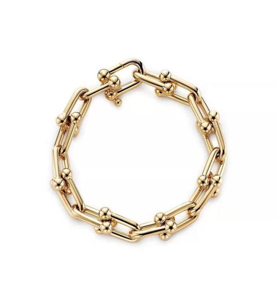 designers bracelet luxurys jewelry womens mens temperament bracelets titanium steel hip hop street neutral fashion charm simplicity good9353, Golden;silver
designers bracelet luxurys jewelry womens mens temperament bracelets titanium steel hip hop street neutral fashion charm simplicity good9353, Golden;silver