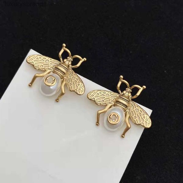 designer earrings brass material 925 silver needles anti-allergic bee luxury brand earring ladies weddings parties gifts exquisite jewelry, Golden;silver
designer earrings brass material 925 silver needles anti-allergic bee luxury brand earring ladies weddings parties gifts exquisite jewelry, Golden;silver
