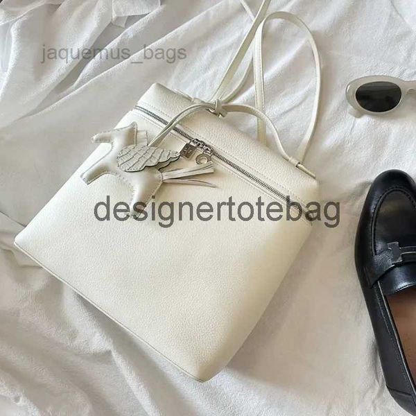 luxury designer loro women evening bags real leather lady lp shoulder school bag minimalist casual joker backpack soft lychee 2410 handbag
luxury designer loro women evening bags real leather lady lp shoulder school bag minimalist casual joker backpack soft lychee 2410 handbag