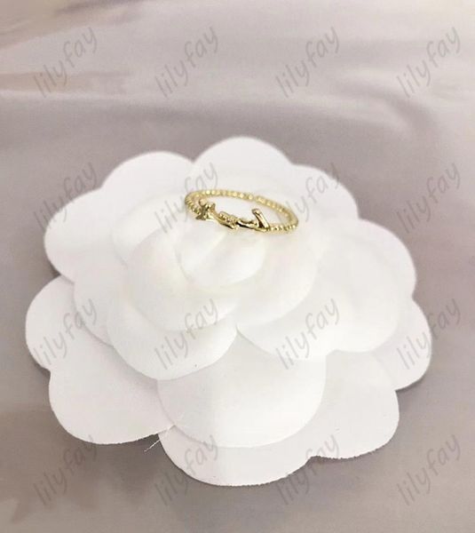 luxury silver threaded love rings designer ring gold letters pattern fashion womens jewelry men shining concise y adjustable size 4284239
luxury silver threaded love rings designer ring gold letters pattern fashion womens jewelry men shining concise y adjustable size 4284239