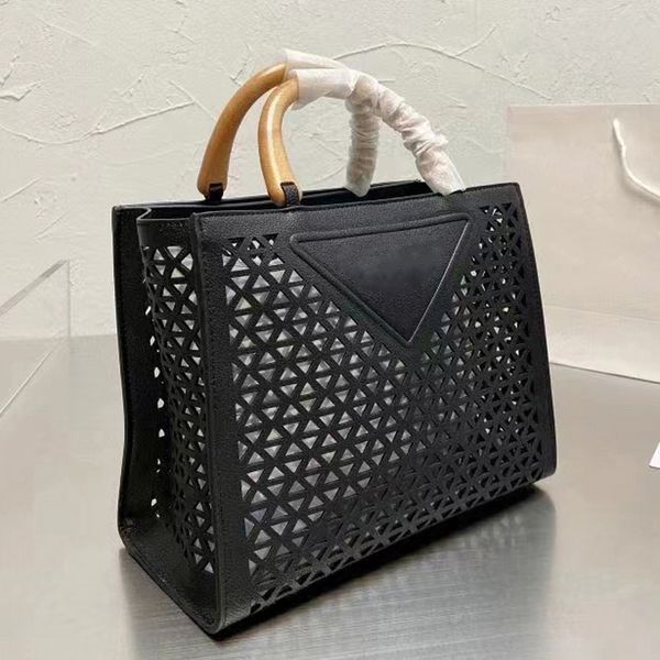 designer bags tote bag shoulder fashion bag beach bags classic woman summer weave bag crossbody raffias bag famous big handbags lady wallet
designer bags tote bag shoulder fashion bag beach bags classic woman summer weave bag crossbody raffias bag famous big handbags lady wallet