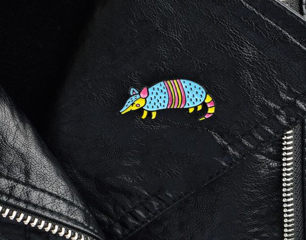new endangered wild armadillo design oil drop brooch jewelry hard shell color9693371, Gray
new endangered wild armadillo design oil drop brooch jewelry hard shell color9693371, Gray