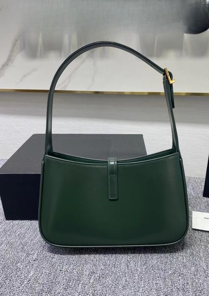 clutch bags totes designer bag hand purse handbag hardware in gold flap bag shoulder bags for girls size 25cm
clutch bags totes designer bag hand purse handbag hardware in gold flap bag shoulder bags for girls size 25cm