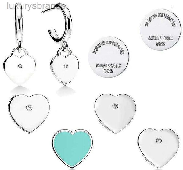 charm studs earring designer luxury cjeweler for womens tiffan letter t family heart type inlaid diamond round letter stud earrings, Golden;silver
charm studs earring designer luxury cjeweler for womens tiffan letter t family heart type inlaid diamond round letter stud earrings, Golden;silver